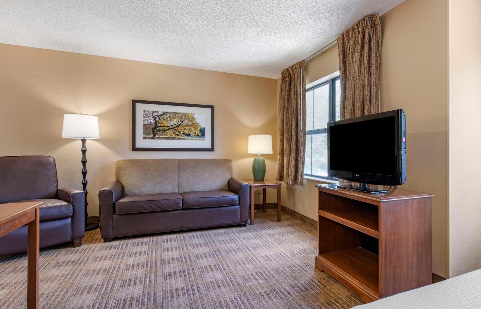 Extended Stay America Suites - Orlando - Maitland - 1776 Pembrook Dr Bagian luar foto