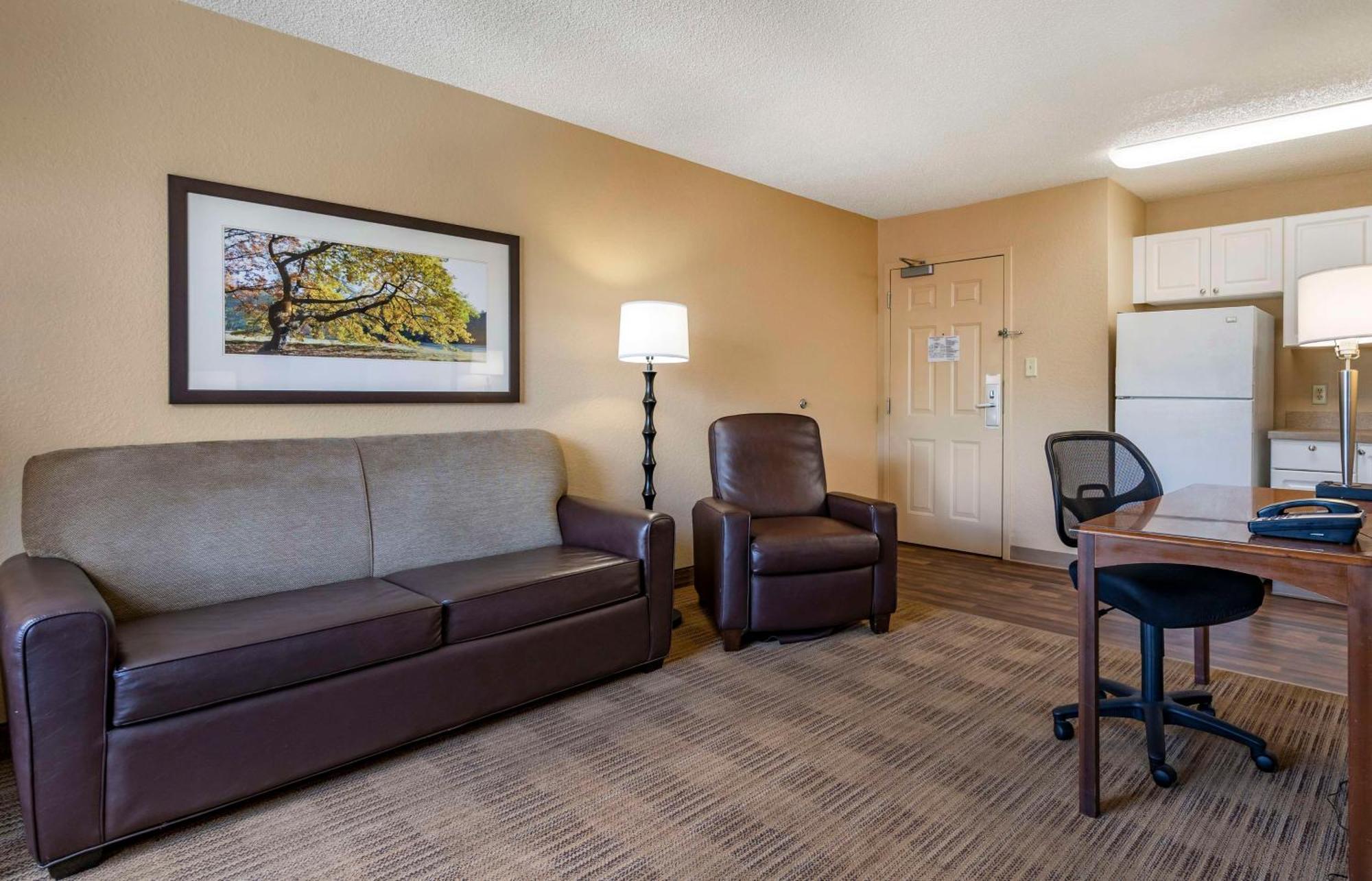 Extended Stay America Suites - Orlando - Maitland - 1776 Pembrook Dr Bagian luar foto